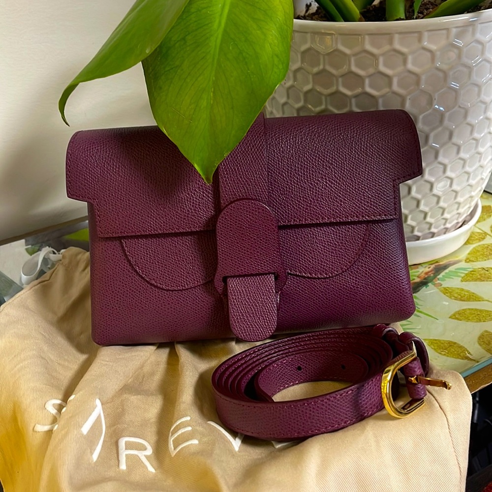 Like new! SENREVE Aria belt bag